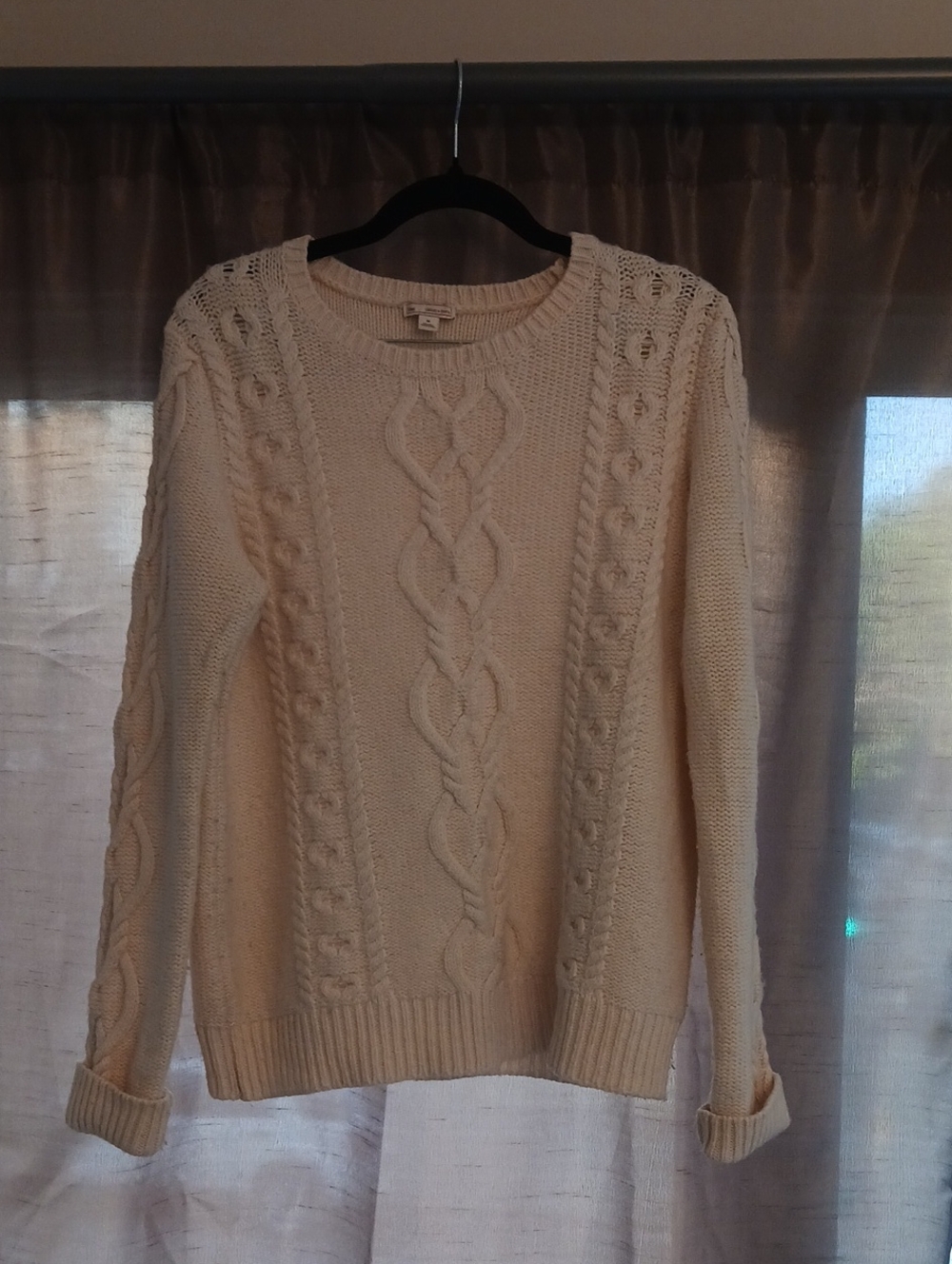 GAP Cream Cable-Knit Crewneck Sweater